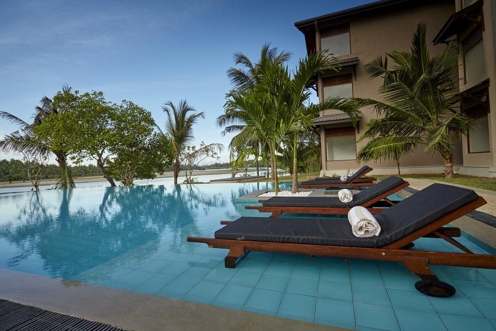 Amaranthe Bay Resort & Spa Trincomalee Extérieur photo
